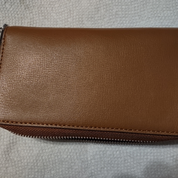 Michael Kors Wristlet Wallet - Picture 2 of 3
